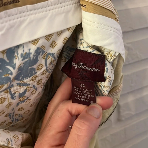 Tommy Bahama Pale Yellow Cotton Blend Shorts, Men’s Size 34 - Picture 7 of 8